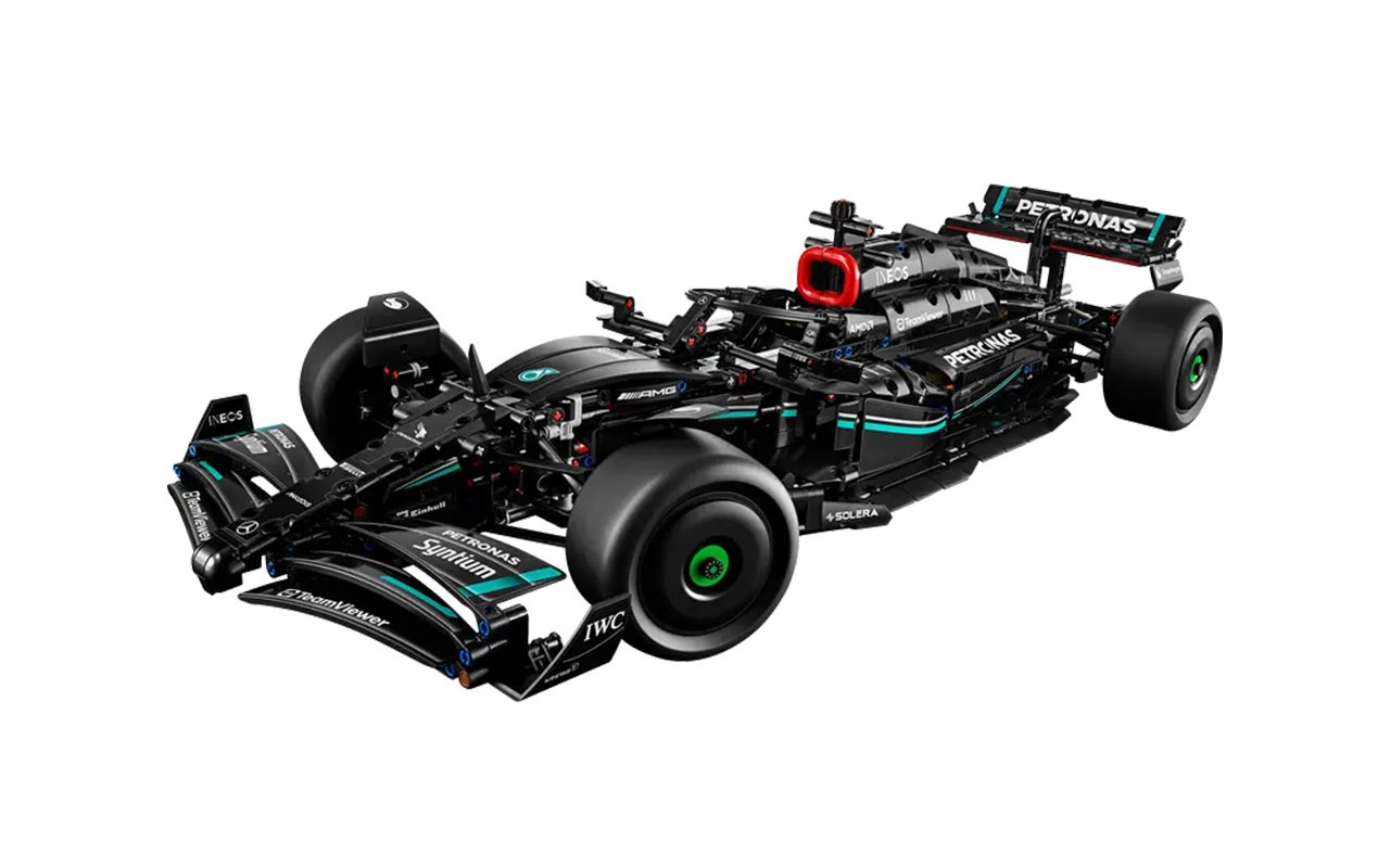 LEGO Technic Mercedes-AMG F1 W14 E Performance